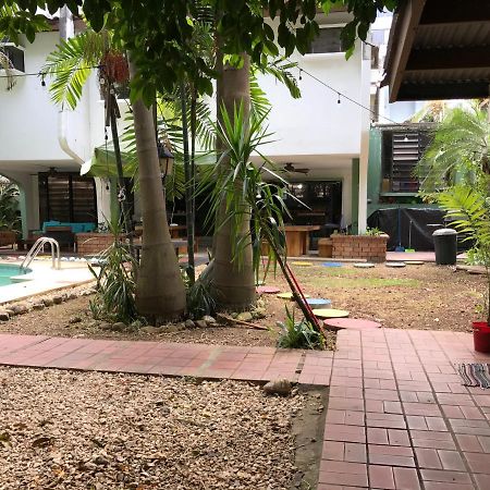 Culturahumana Guesthouse パナマ・シティー エクステリア 写真