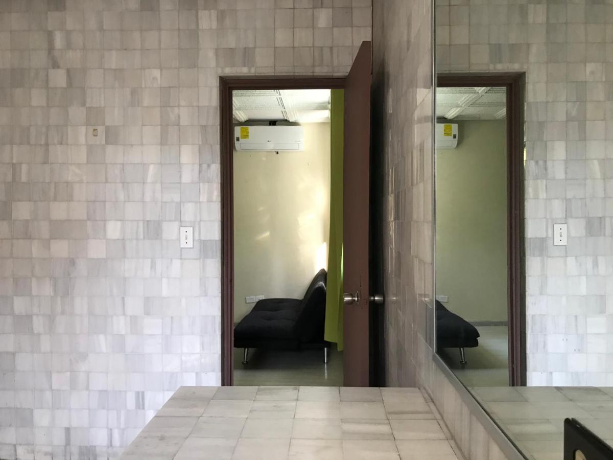 Culturahumana Guesthouse パナマ・シティー エクステリア 写真