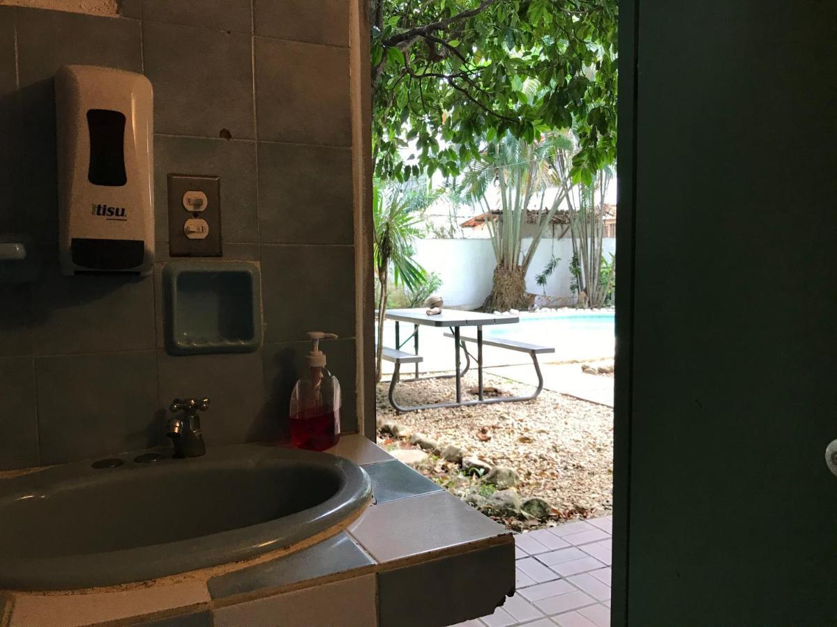 Culturahumana Guesthouse パナマ・シティー エクステリア 写真